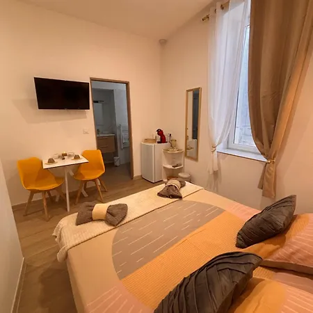 La Perle Bed & Breakfast